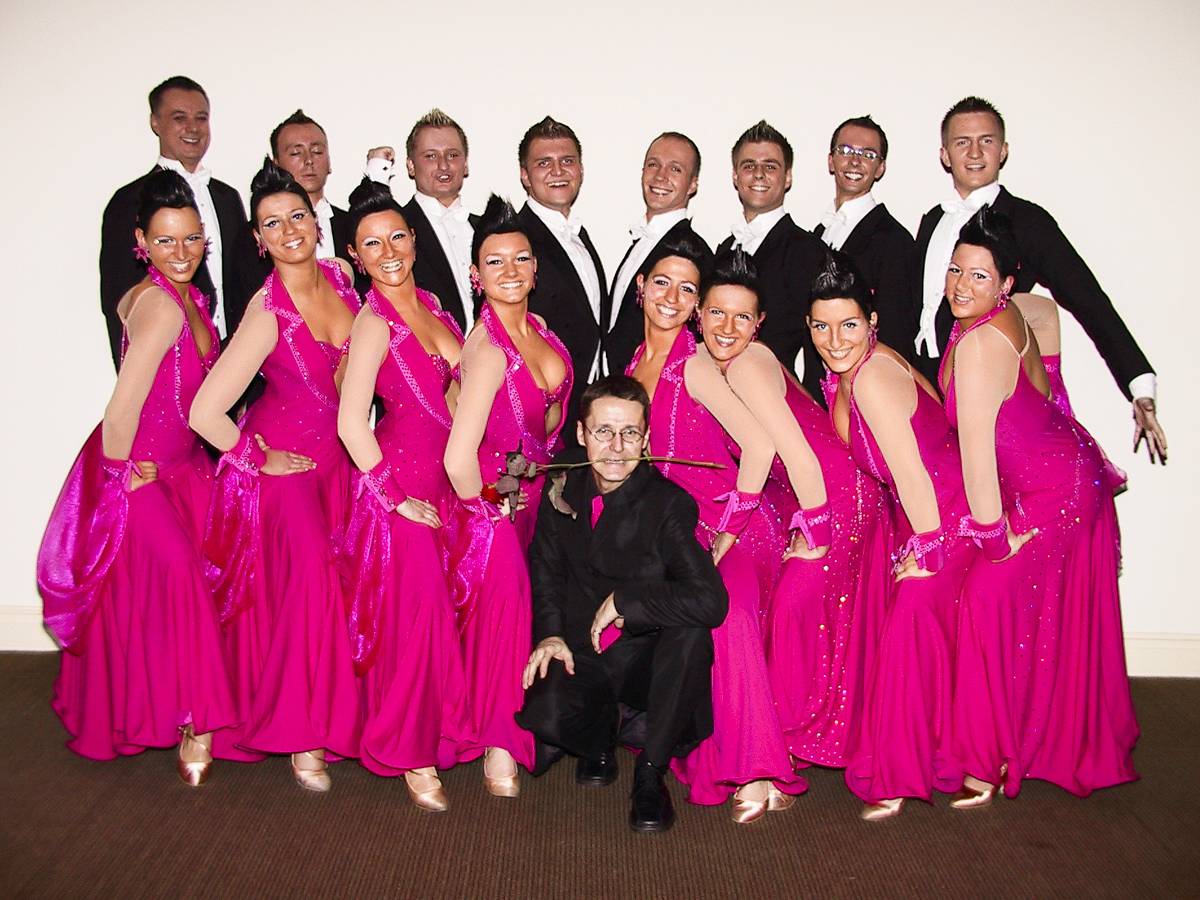 Standardformation der TSG Bayreuth mit „Queen“ (2007), Bild 1